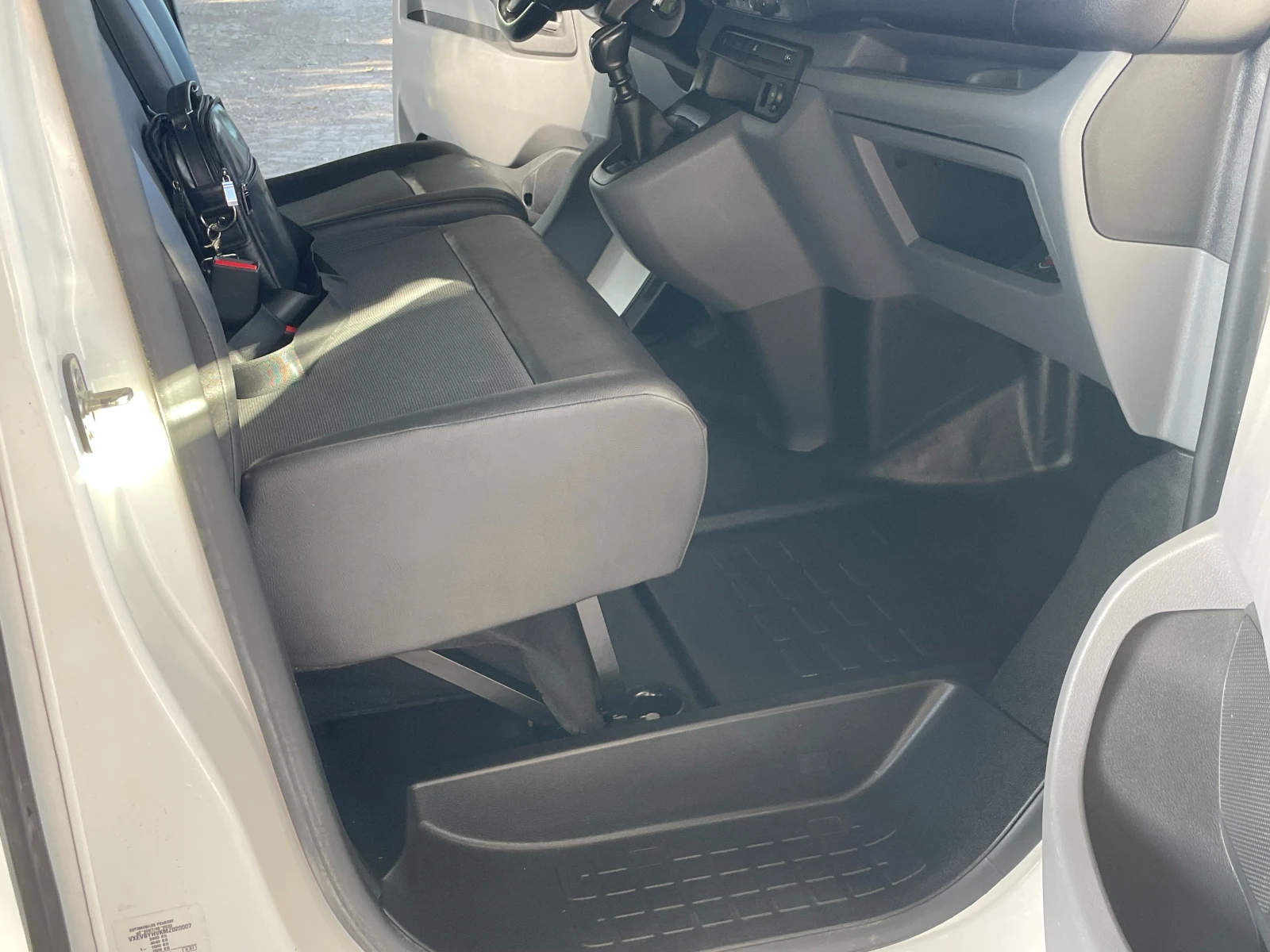 Opel Vivaro Edition-FUL-LED - изображение 10