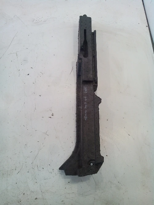 стиропор за багажник (рез. гума) десен за Сааб 9-3 комби