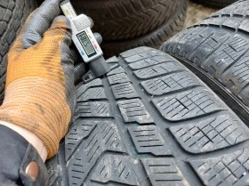 Гуми Зимни 265/40R21, снимка 4