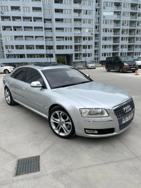     Audi A8 4.2i