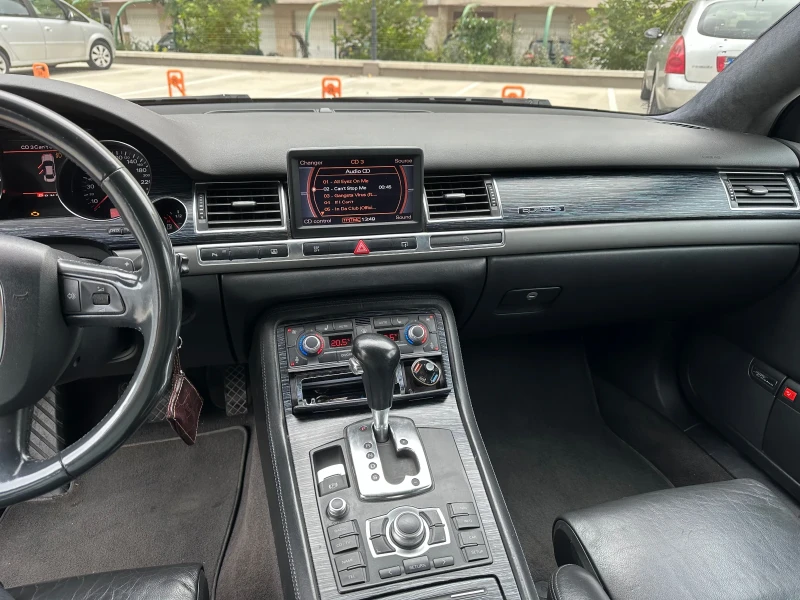 Audi A8 4.2i, снимка 13 - Автомобили и джипове - 48108764