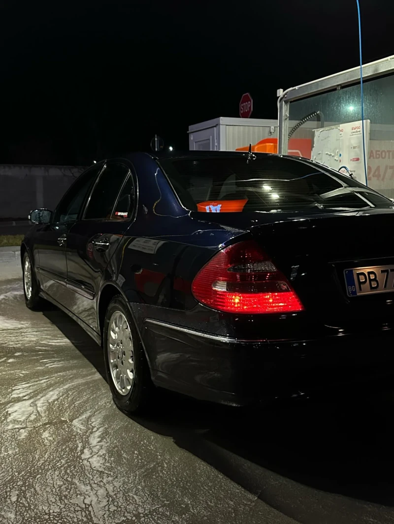 Mercedes-Benz E 270, снимка 5 - Автомобили и джипове - 47537492