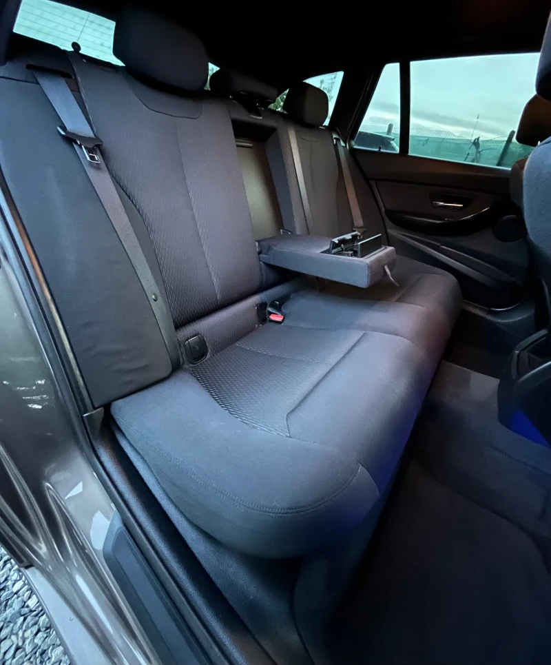 BMW 318 2.0D* 143HP* FACE* NAVI* LASER* СОБСТВЕН ЛИЗИНГ, снимка 9 - Автомобили и джипове - 50368417