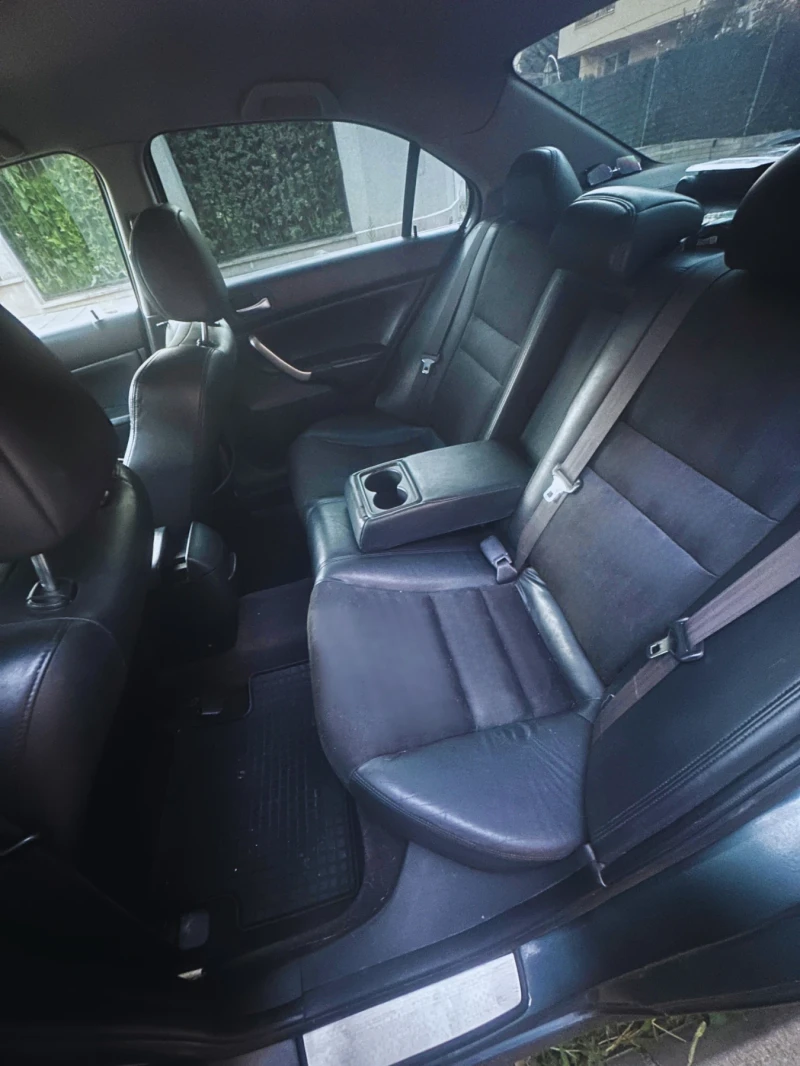 Honda Accord 2.2 i-CTDi , снимка 7 - Автомобили и джипове - 51468232