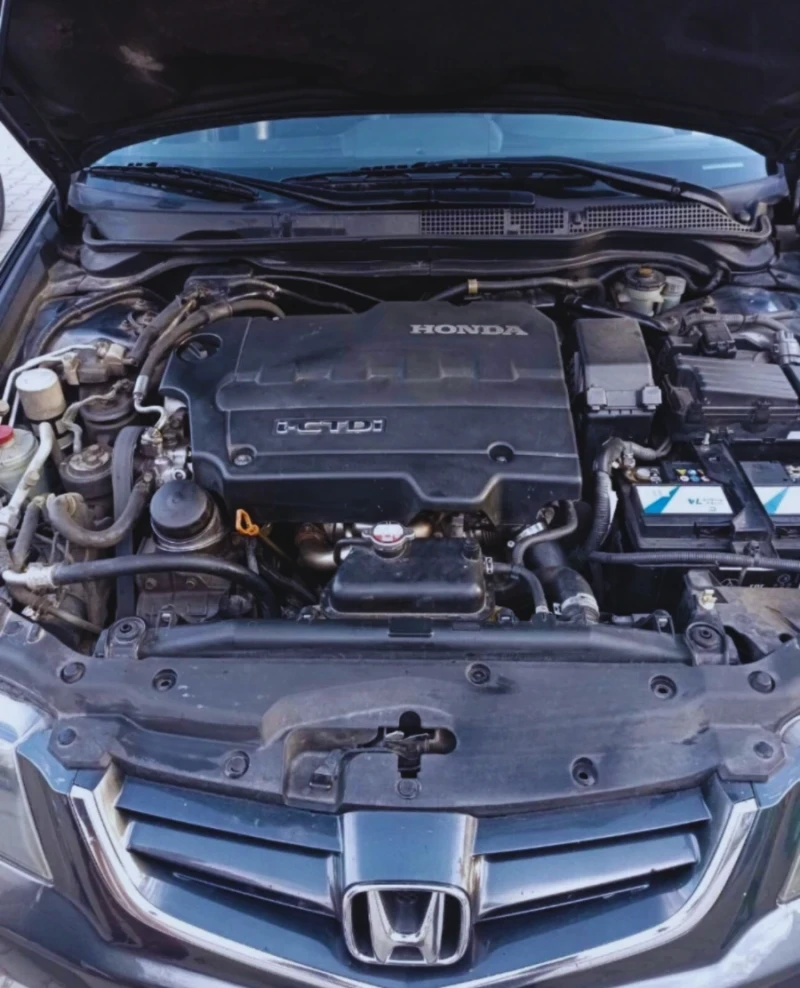Honda Accord 2.2 i-CTDi , снимка 4 - Автомобили и джипове - 51468232