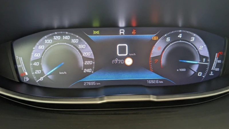 Peugeot 3008 Allure Pack | Automatic | 27, 693 km, снимка 9 - Автомобили и джипове - 52746875