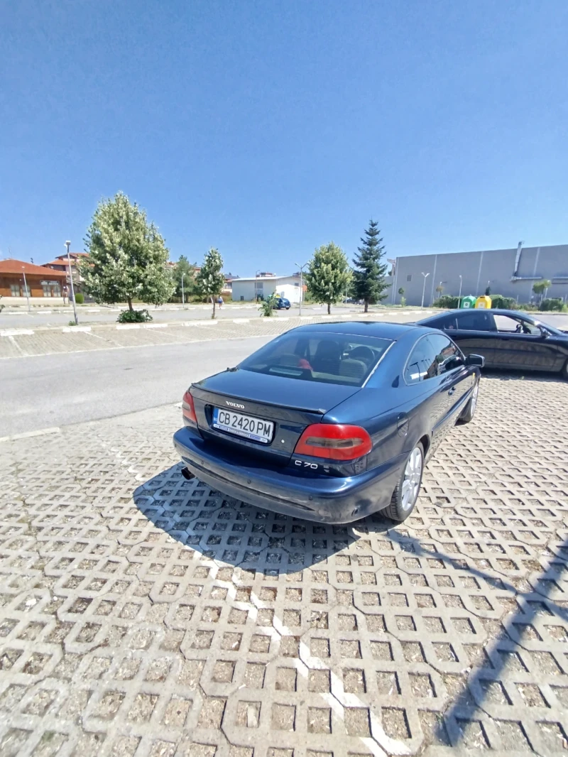 Volvo C70 2.0T, снимка 4 - Автомобили и джипове - 52660626