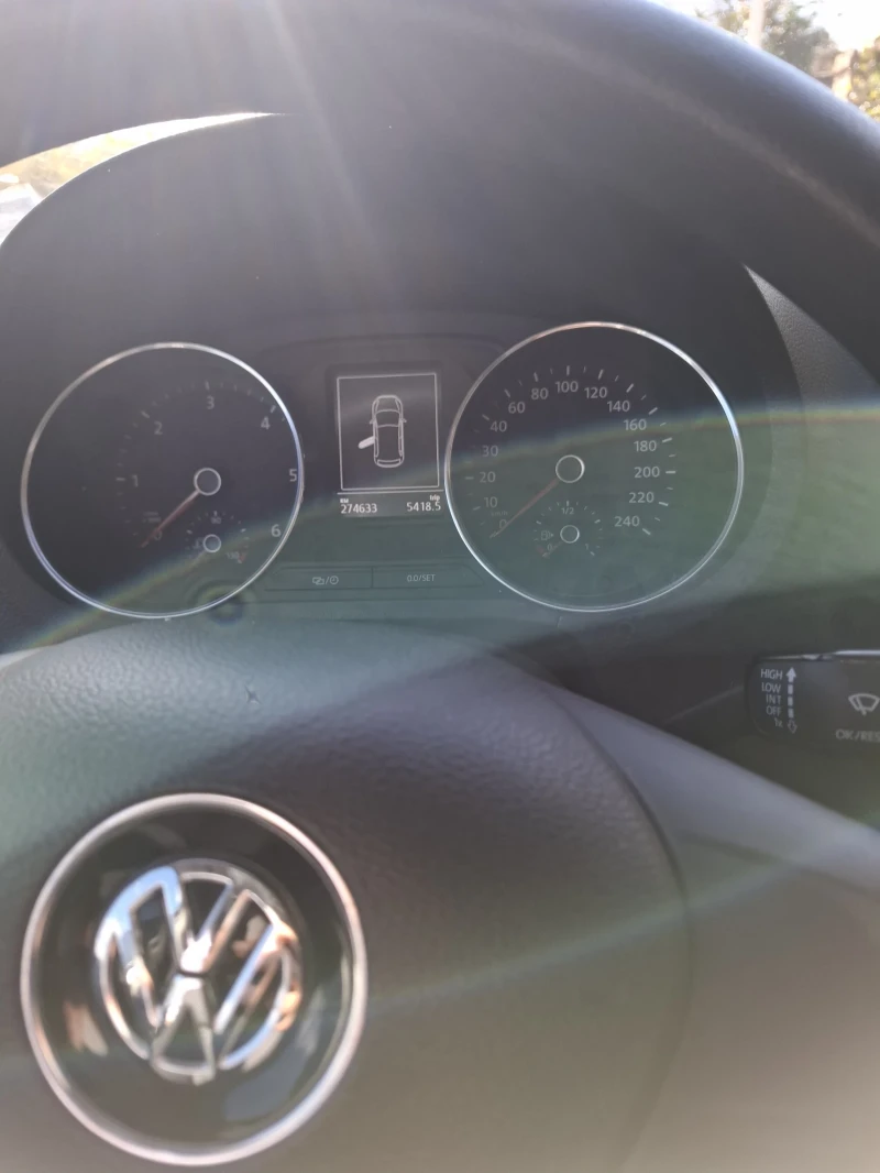 VW Polo, снимка 8 - Автомобили и джипове - 52021737