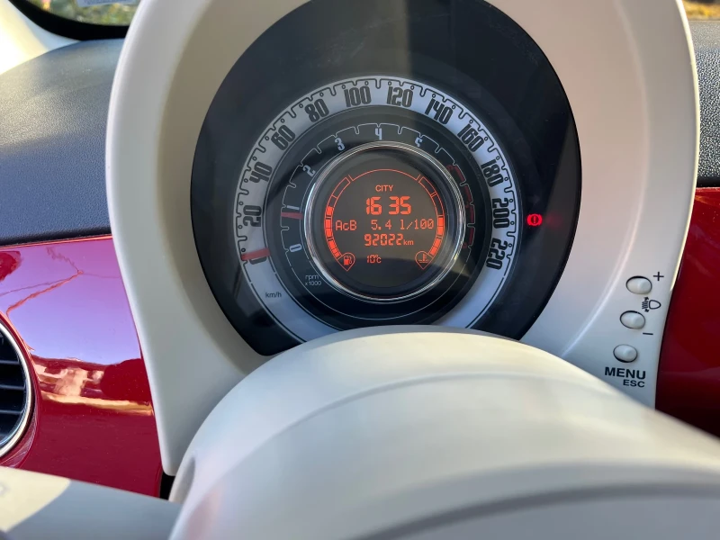 Fiat 500 1.2 92000 км, снимка 9 - Автомобили и джипове - 52108371