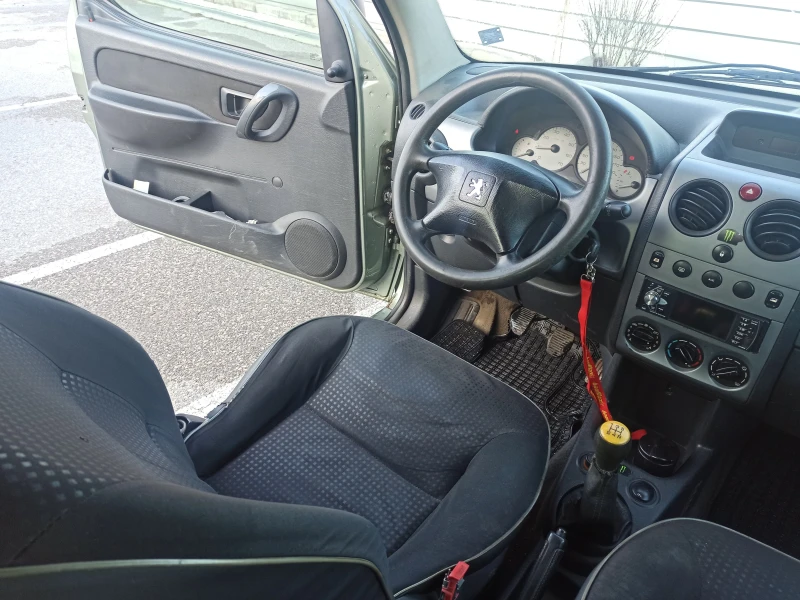 Peugeot Partner, снимка 8 - Автомобили и джипове - 52806145