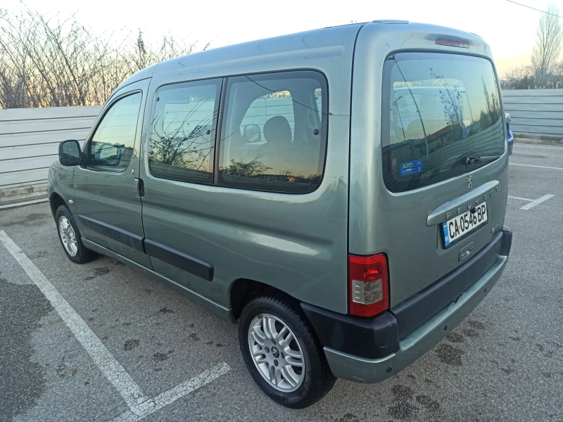 Peugeot Partner, снимка 5 - Автомобили и джипове - 52806145