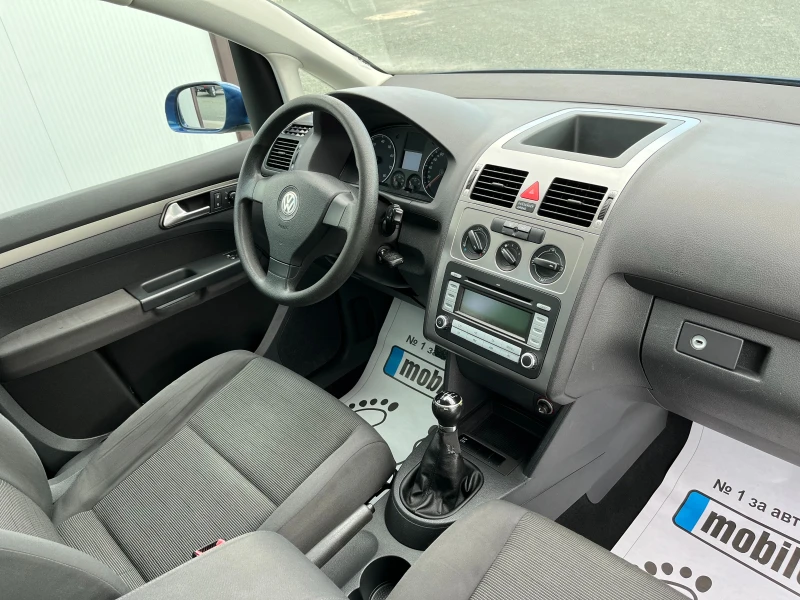 VW Touran 1.6i-Газов Инжекцион, снимка 8 - Автомобили и джипове - 52845546