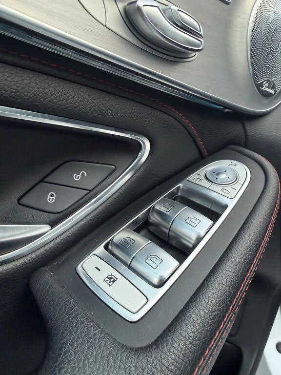 Mercedes-Benz C 43 AMG Sedan, снимка 11 - Автомобили и джипове - 54577592