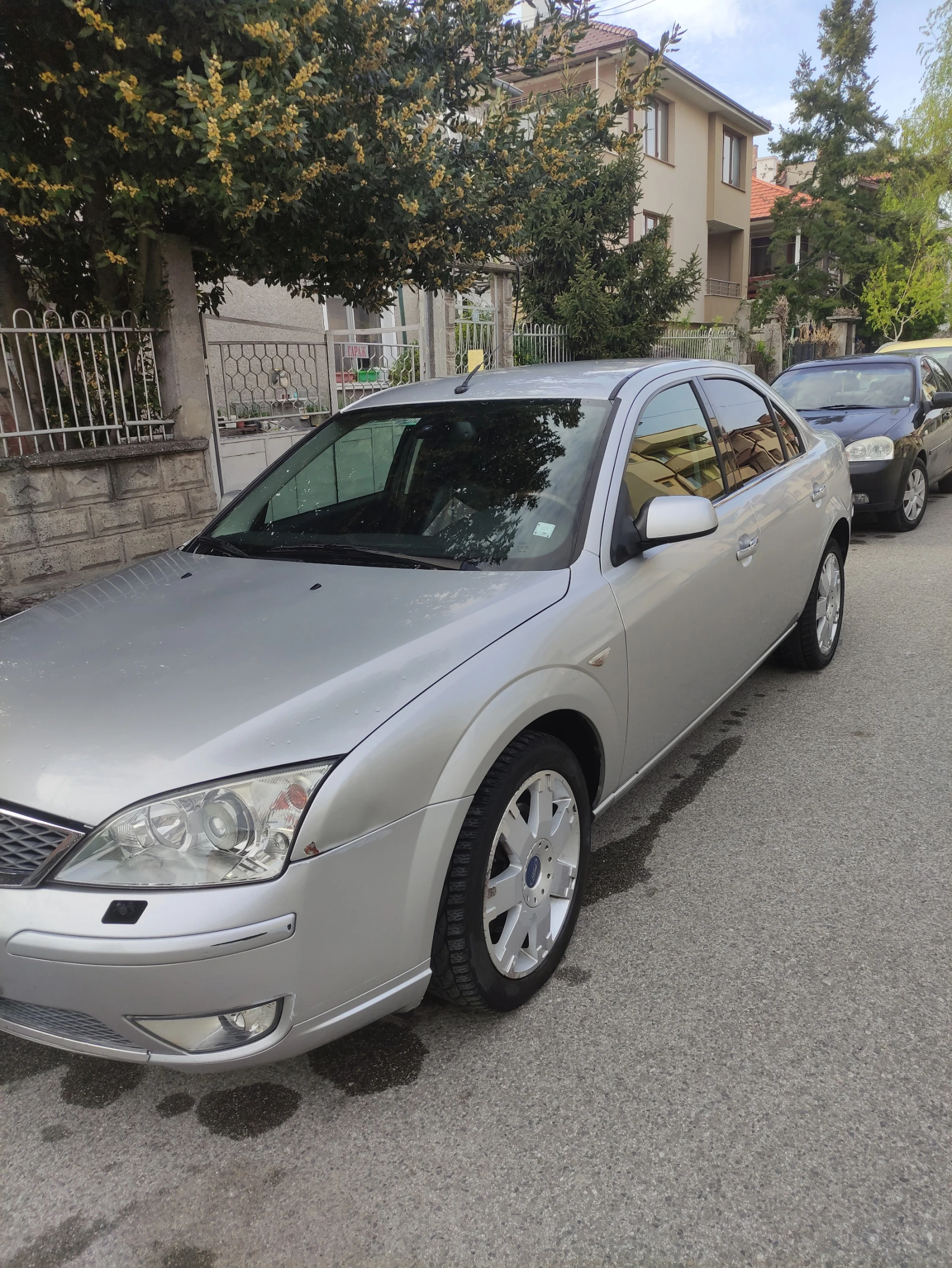 Ford Mondeo 2.2Tdci Titanium - изображение 10