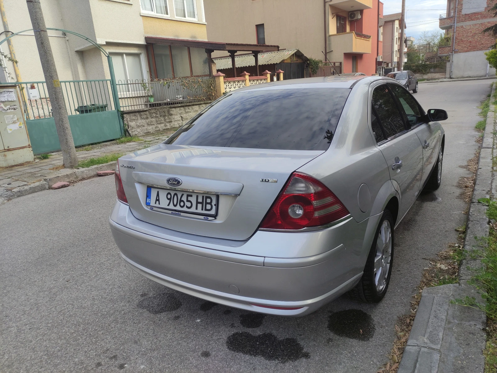 Ford Mondeo 2.2Tdci Titanium - изображение 5