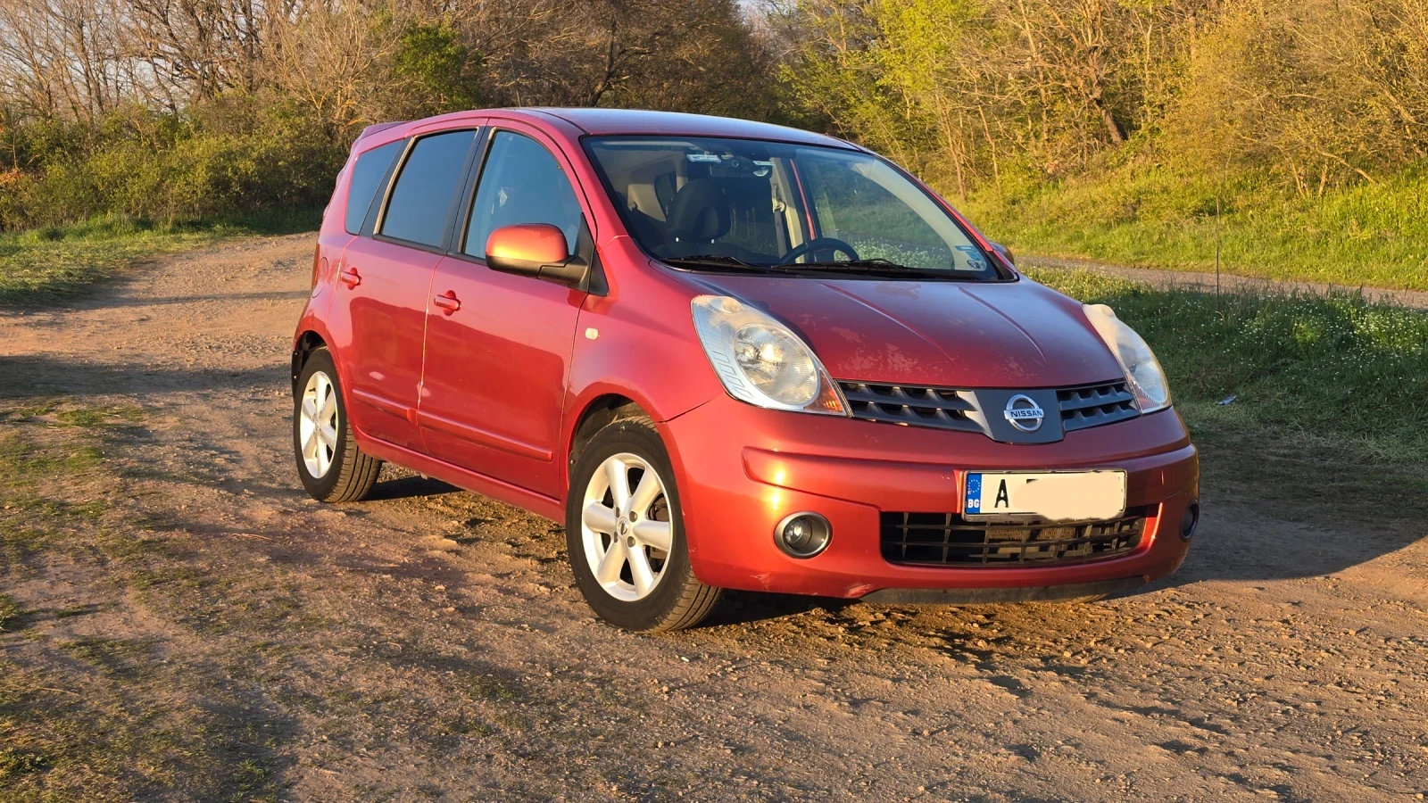 Nissan Note 1.4 LPG - изображение 2