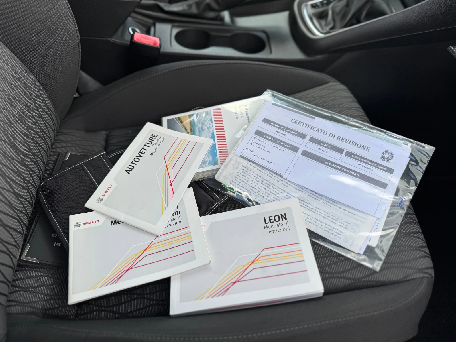 Seat Leon 1.6TDI * AUTOMATIC * NAVI | Mobile.bg   12