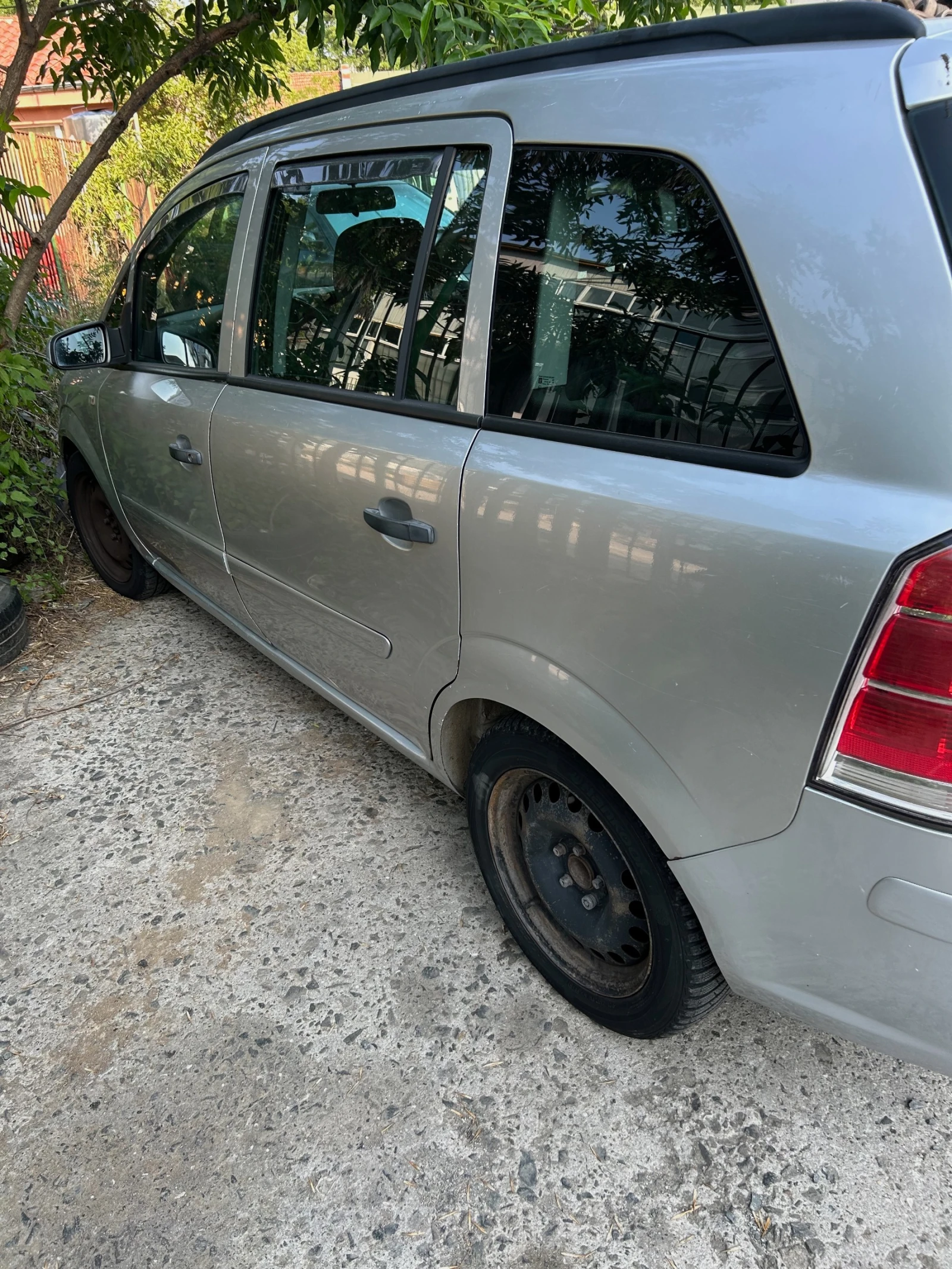 Opel Zafira  - изображение 3