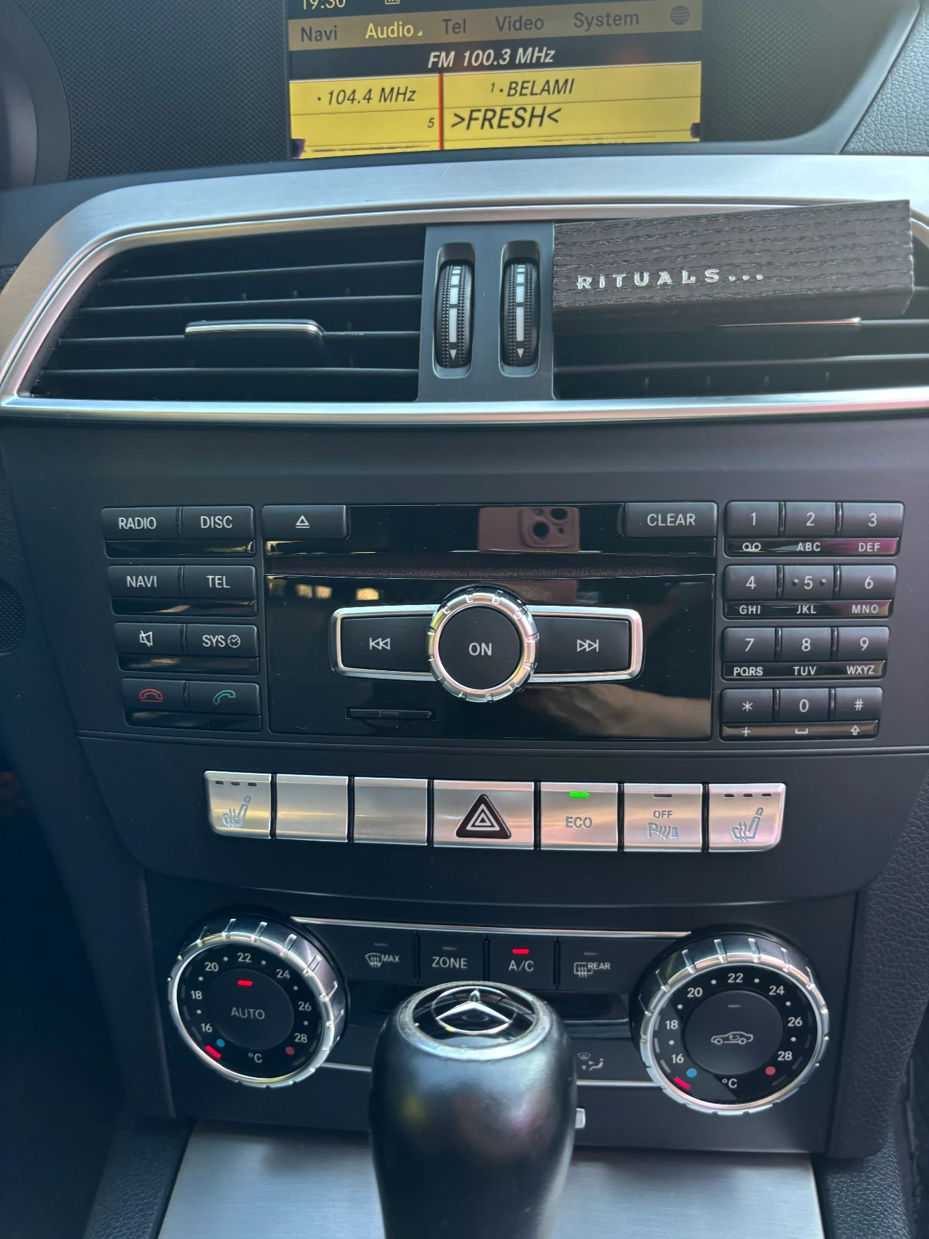 Mercedes-Benz C 220 Avantgarde Facelift 2.2 CDI - изображение 10
