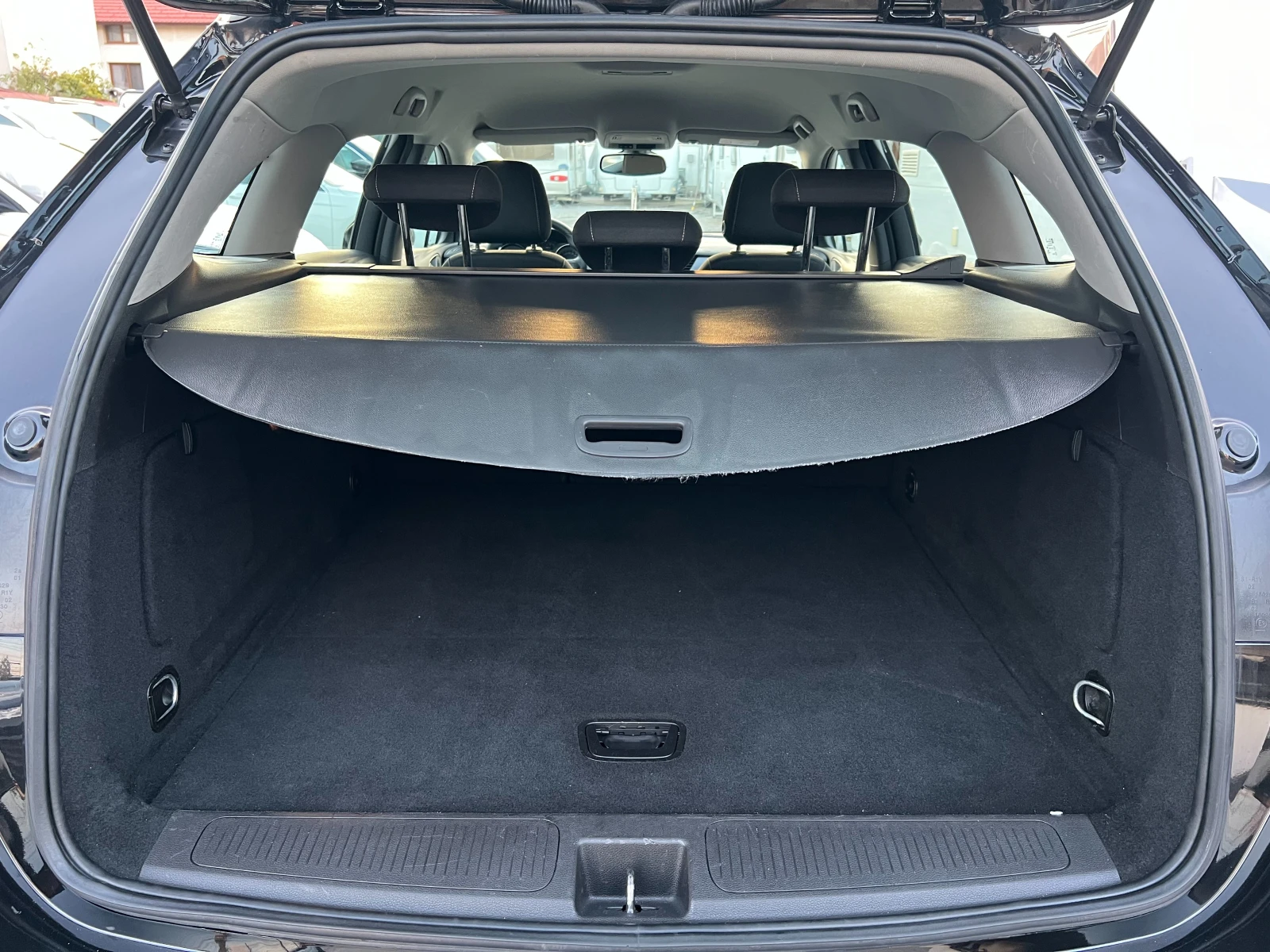 Opel Astra 1.6CDTi EURO 6/НАВИГАЦИЯ/Парктроници/ТОП СЪСТОЯНИЕ - изображение 10