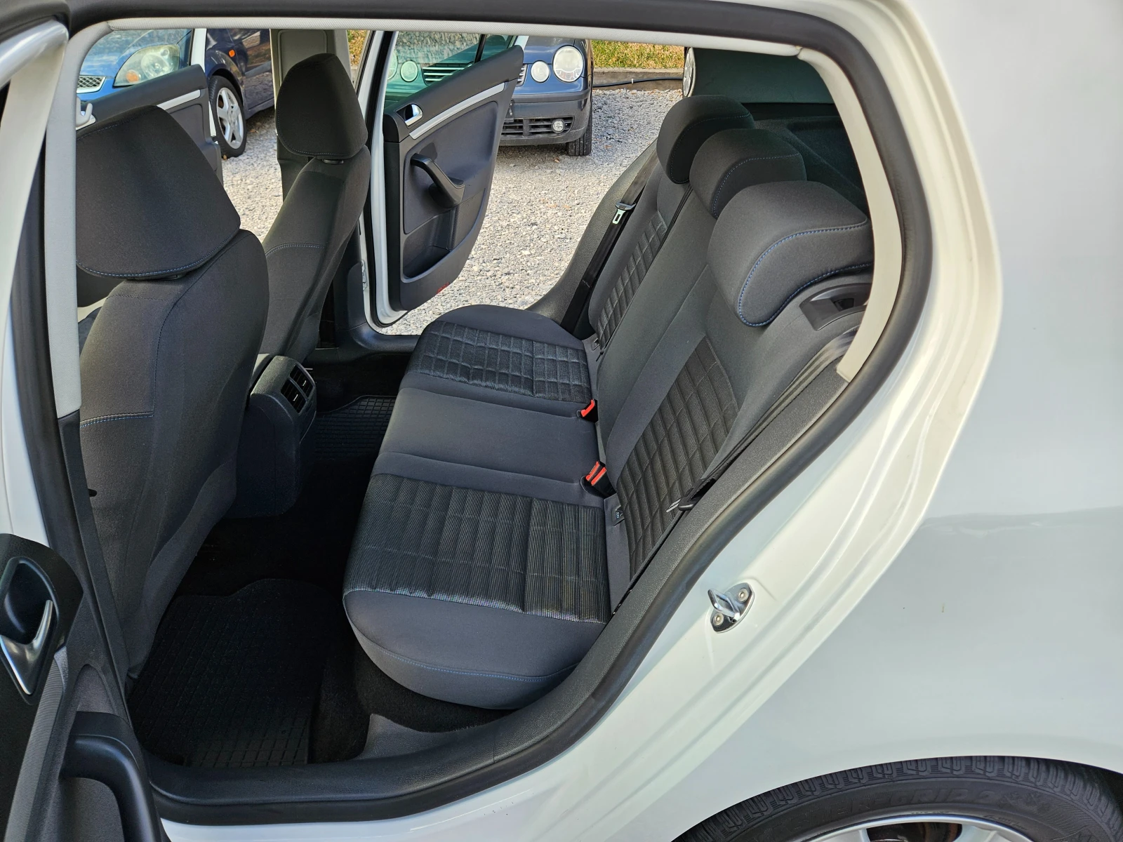 VW Golf 1.4 бензин 80кс - изображение 10