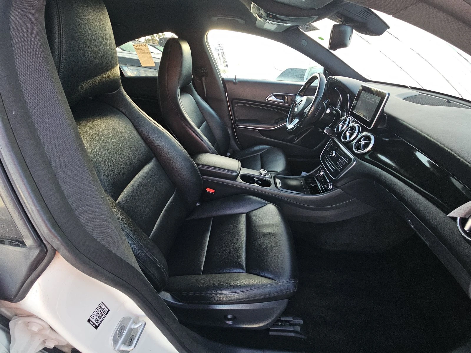 Mercedes-Benz CLA 250 AMG PACK* HARMAN* BI-XENON* KEYLESS* DIAMAND GRILL | Mobile.bg   11