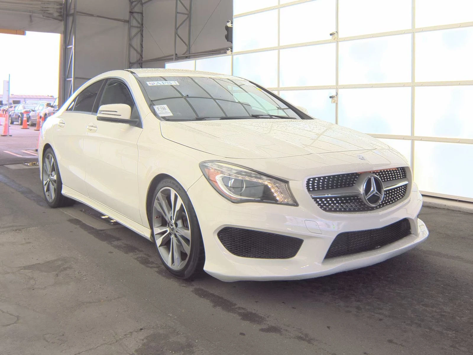 Mercedes-Benz CLA 250 AMG PACK* HARMAN* BI-XENON* KEYLESS* DIAMAND GRILL - изображение 3