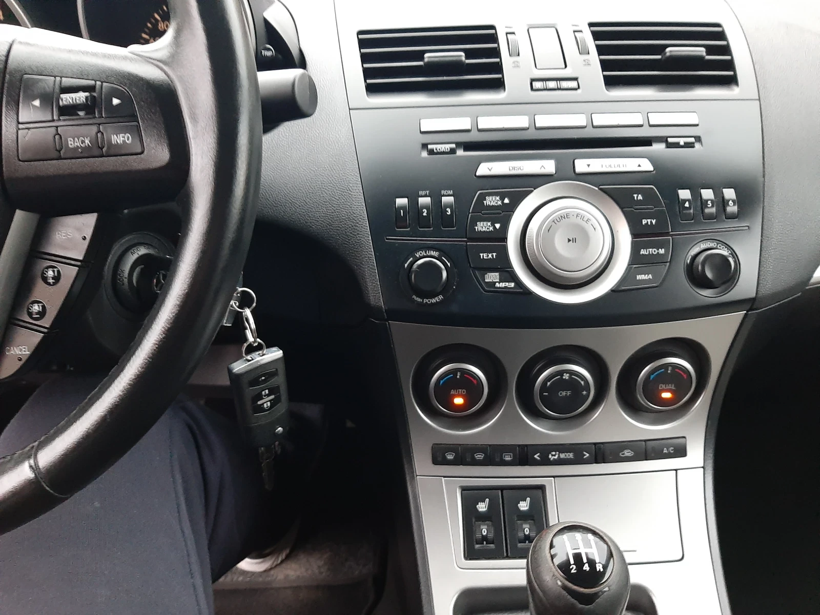 Mazda 3 1.6i - изображение 9