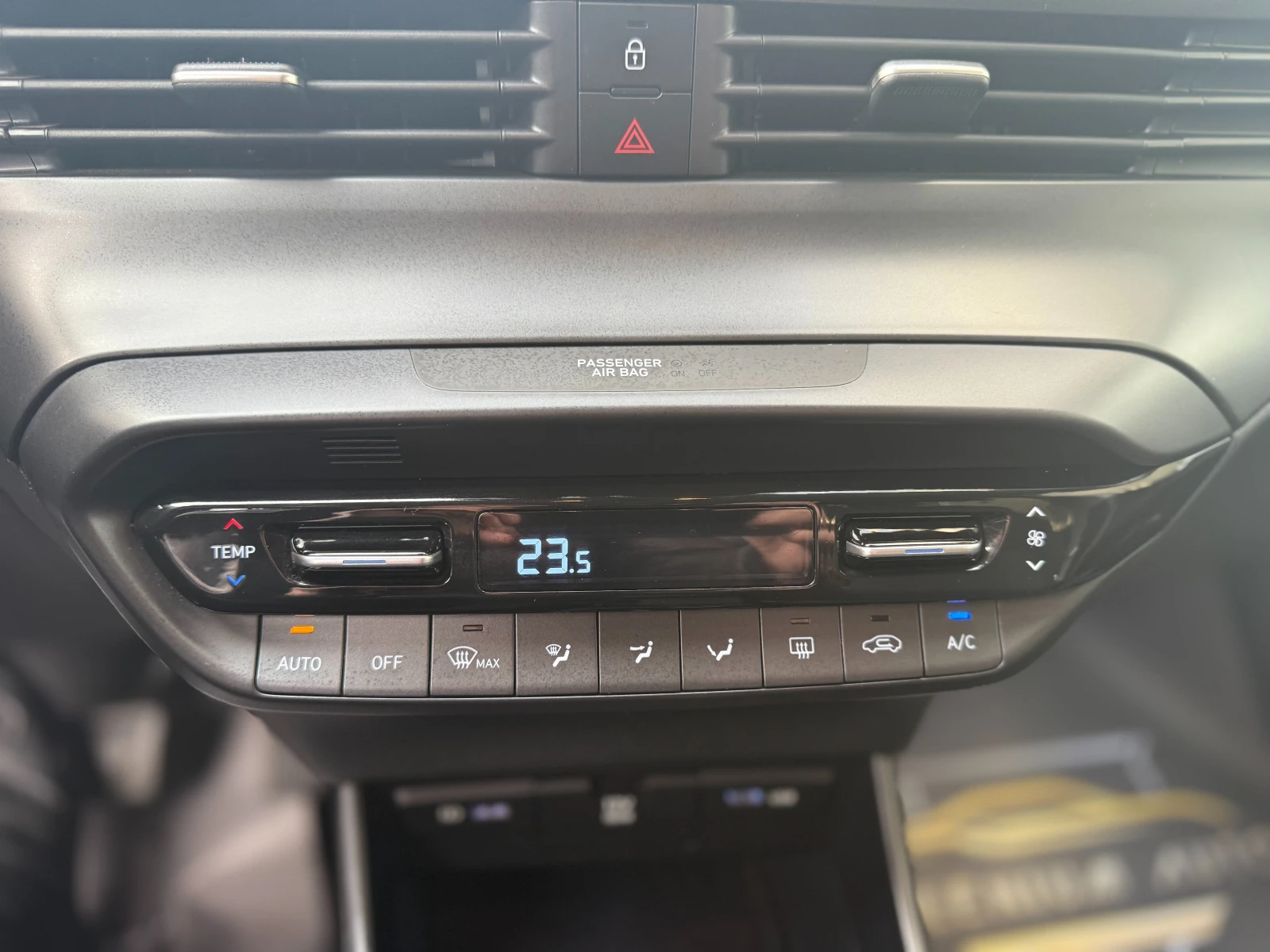 Hyundai I20 6  /1.0i 100.. /FULL | Mobile.bg   13