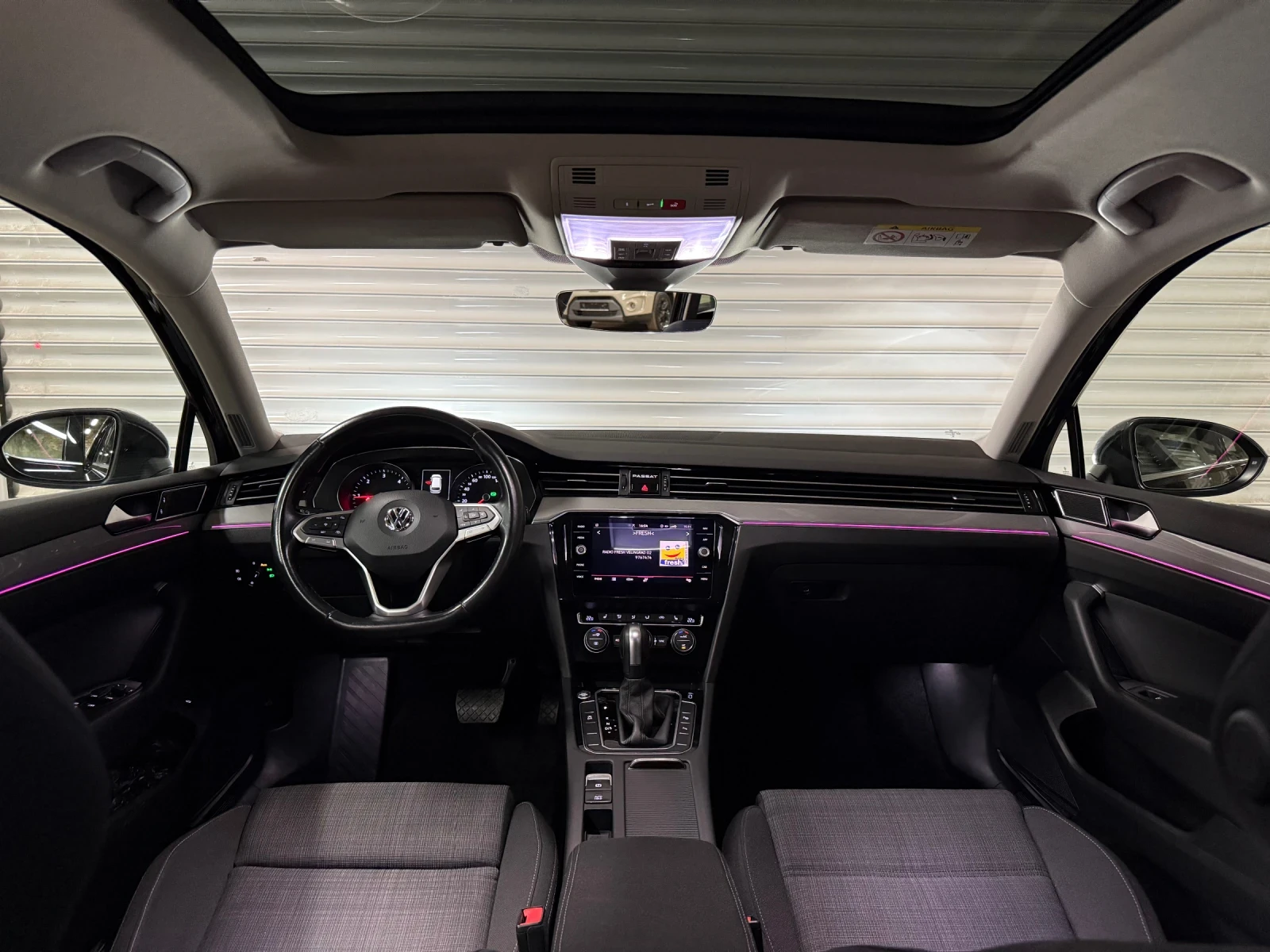 VW Passat 2.0TDI/Distronic/Camera/Massage/Panorama | Mobile.bg   17