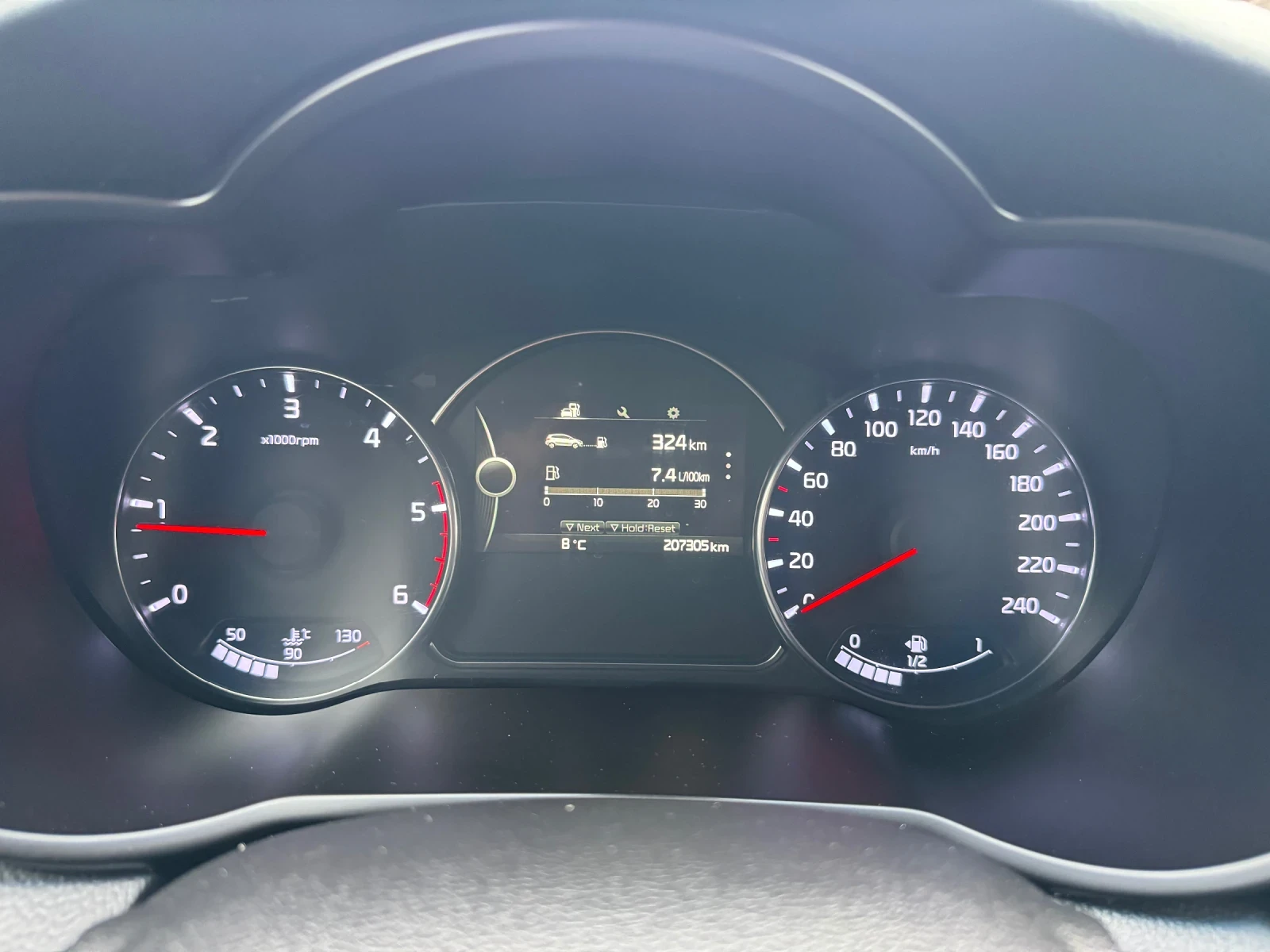 Kia Carens 1.7CRDi | Mobile.bg � ����������� 14