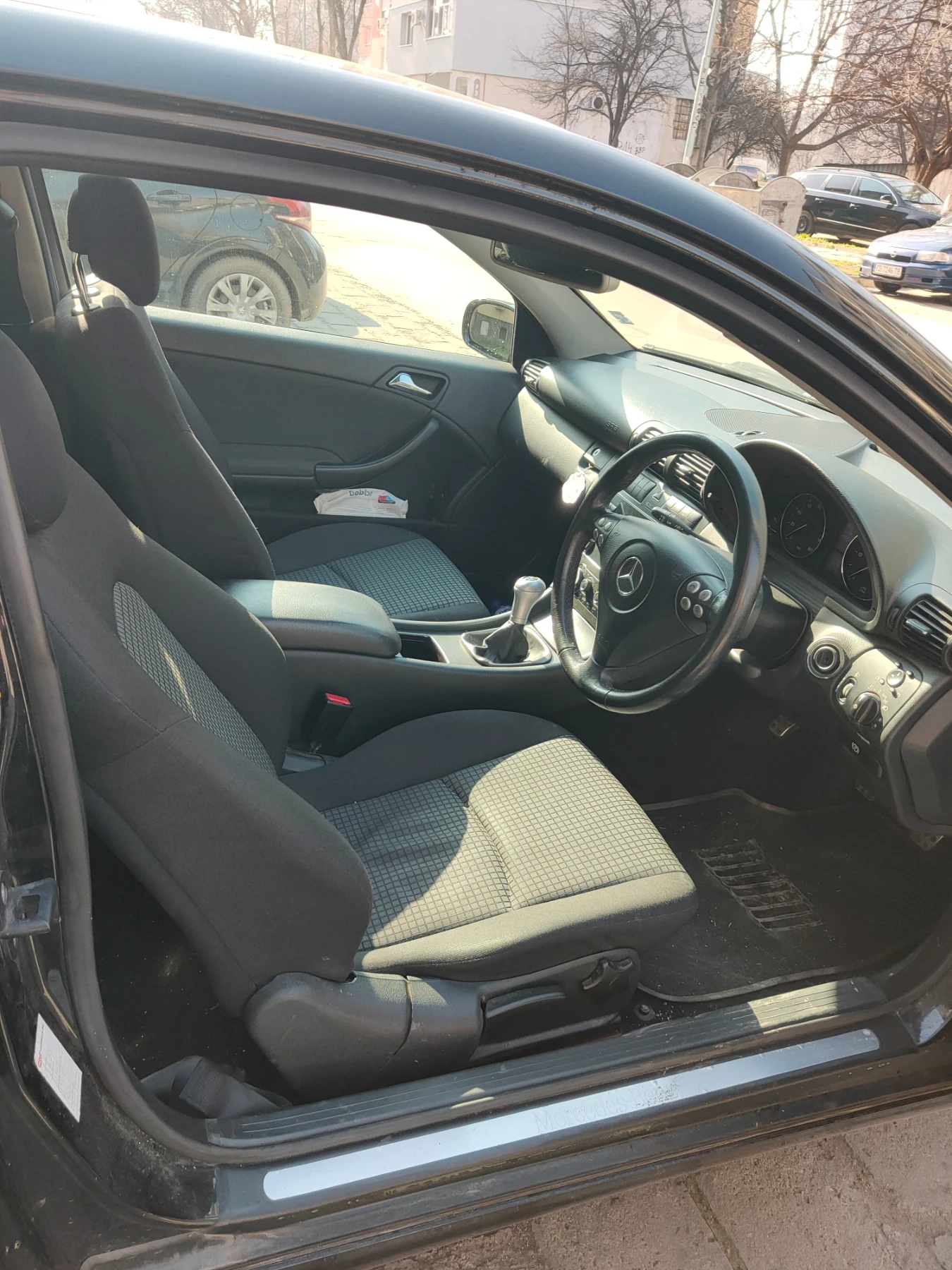 Mercedes-Benz C 200, снимка 6 - Автомобили и джипове - 53705594