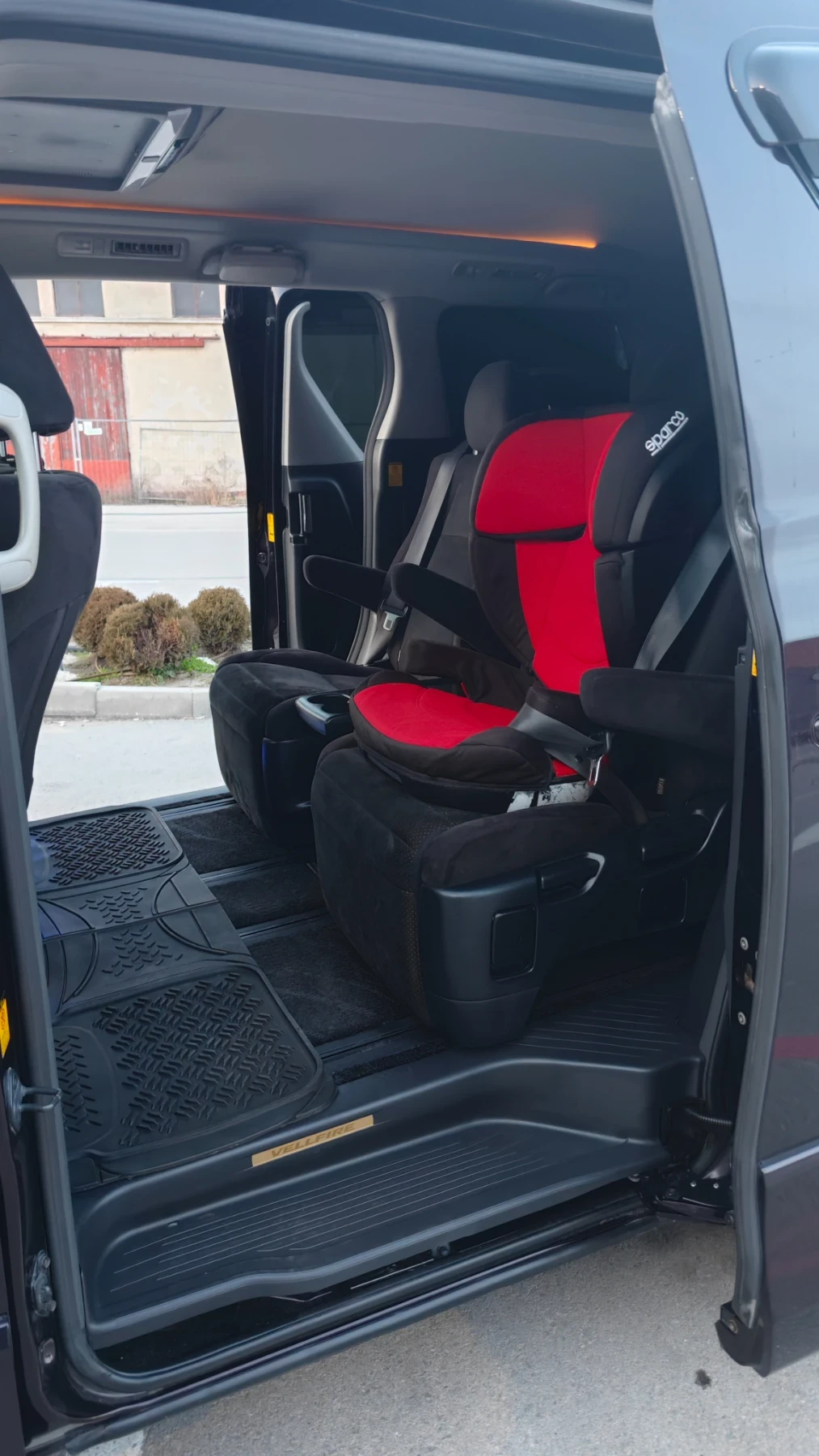 Toyota Alphard Vellfire , снимка 9 - Автомобили и джипове - 53725460