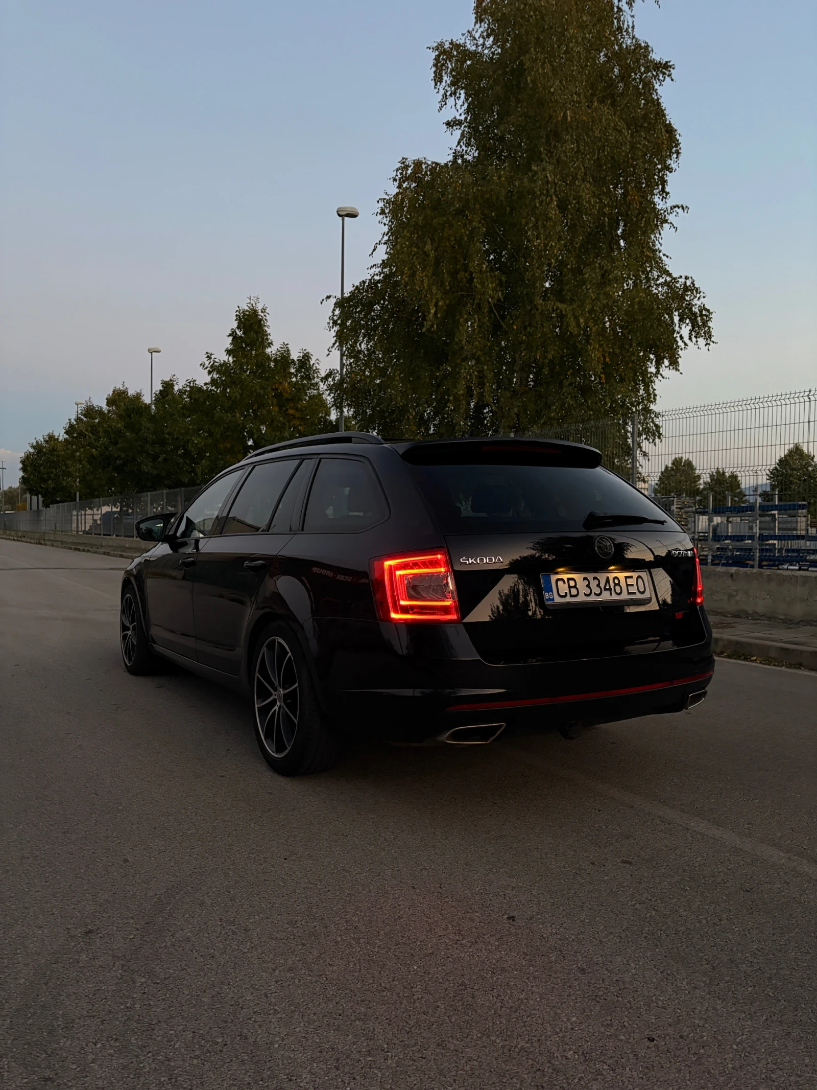 Skoda Octavia VRS 2.0TDI 184HP - изображение 4