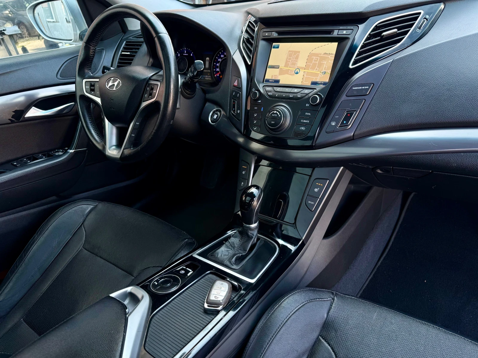 Hyundai I40 1.7CRDI-LUXURY-190�.��-���������-����-�������� | Mobile.bg � ����������� 14