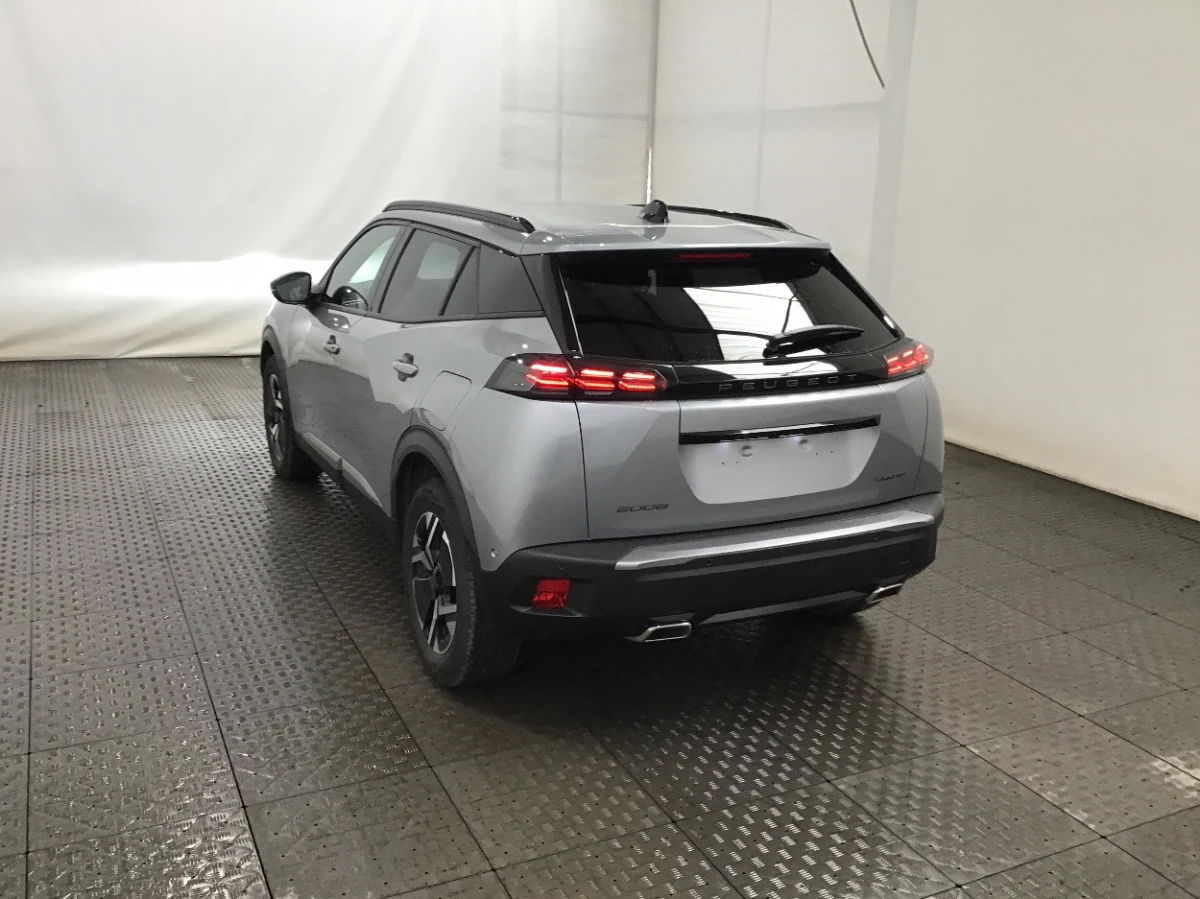 Peugeot 2008 Allure, снимка 3 - Автомобили и джипове - 54283199