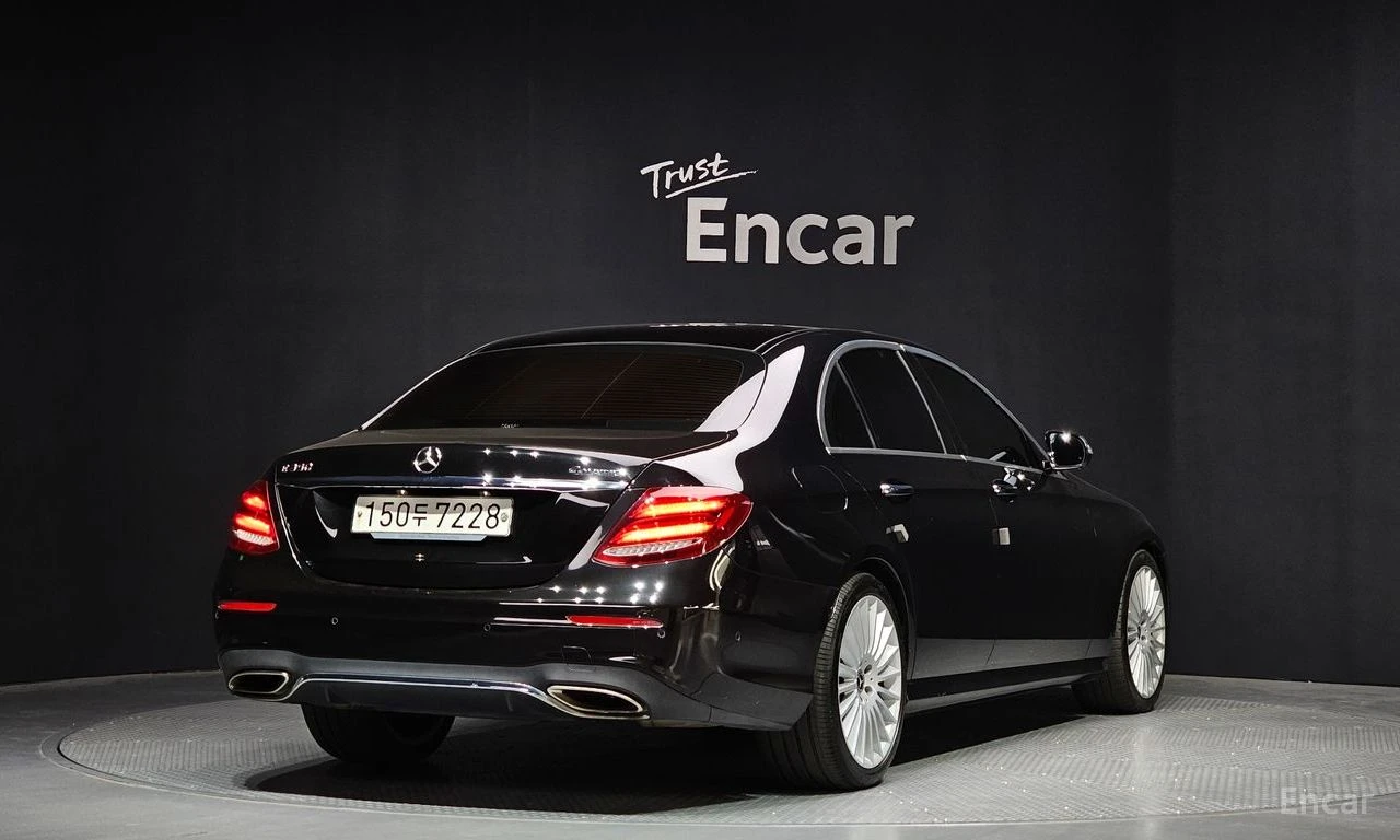 Mercedes-Benz E 350 4MATIC* AMG-LINE* DISTRONIC* 360CAM* BURMESTER*  | Mobile.bg � ����������� 3