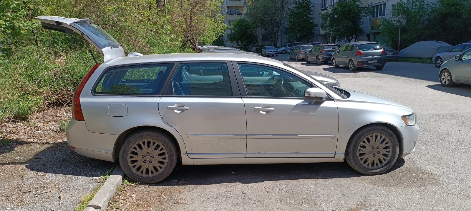 Volvo V50 Фейслифт, снимка 10 - Автомобили и джипове - 54318504