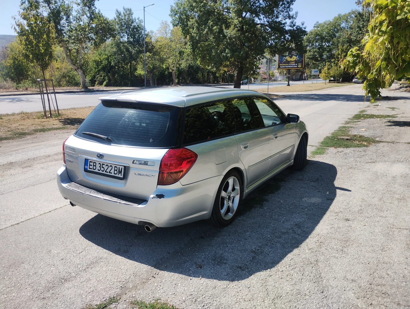 Subaru Legacy 2.5, снимка 4 - Автомобили и джипове - 54650203
