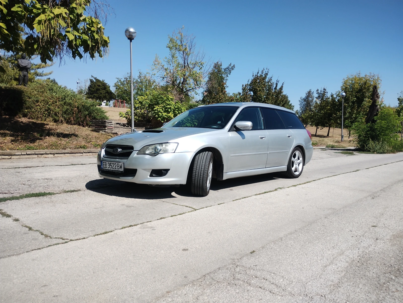 Subaru Legacy 2.5, снимка 2 - Автомобили и джипове - 54650203