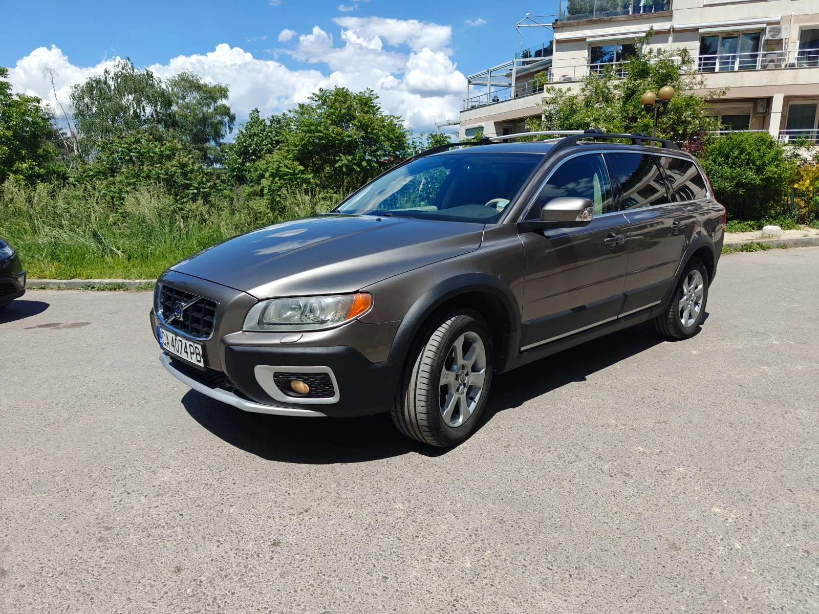 Volvo Xc70, снимка 3 - Автомобили и джипове - 54698060