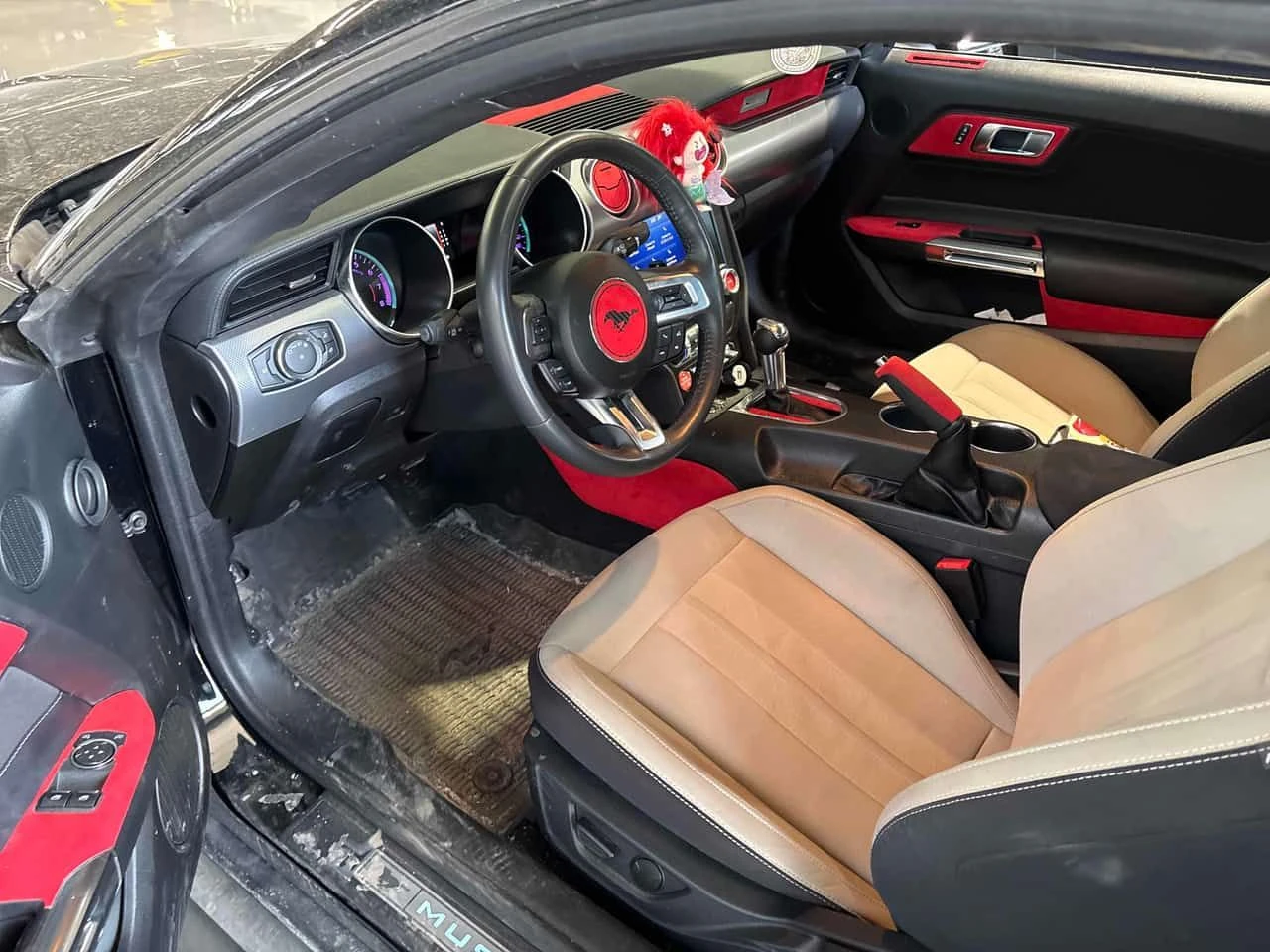 Ford Mustang * GT * АВТОКРЕДИТ БЕЗ ПЪРВОНАЧАЛНА ВНОСКА* , снимка 5 - Автомобили и джипове - 54993571