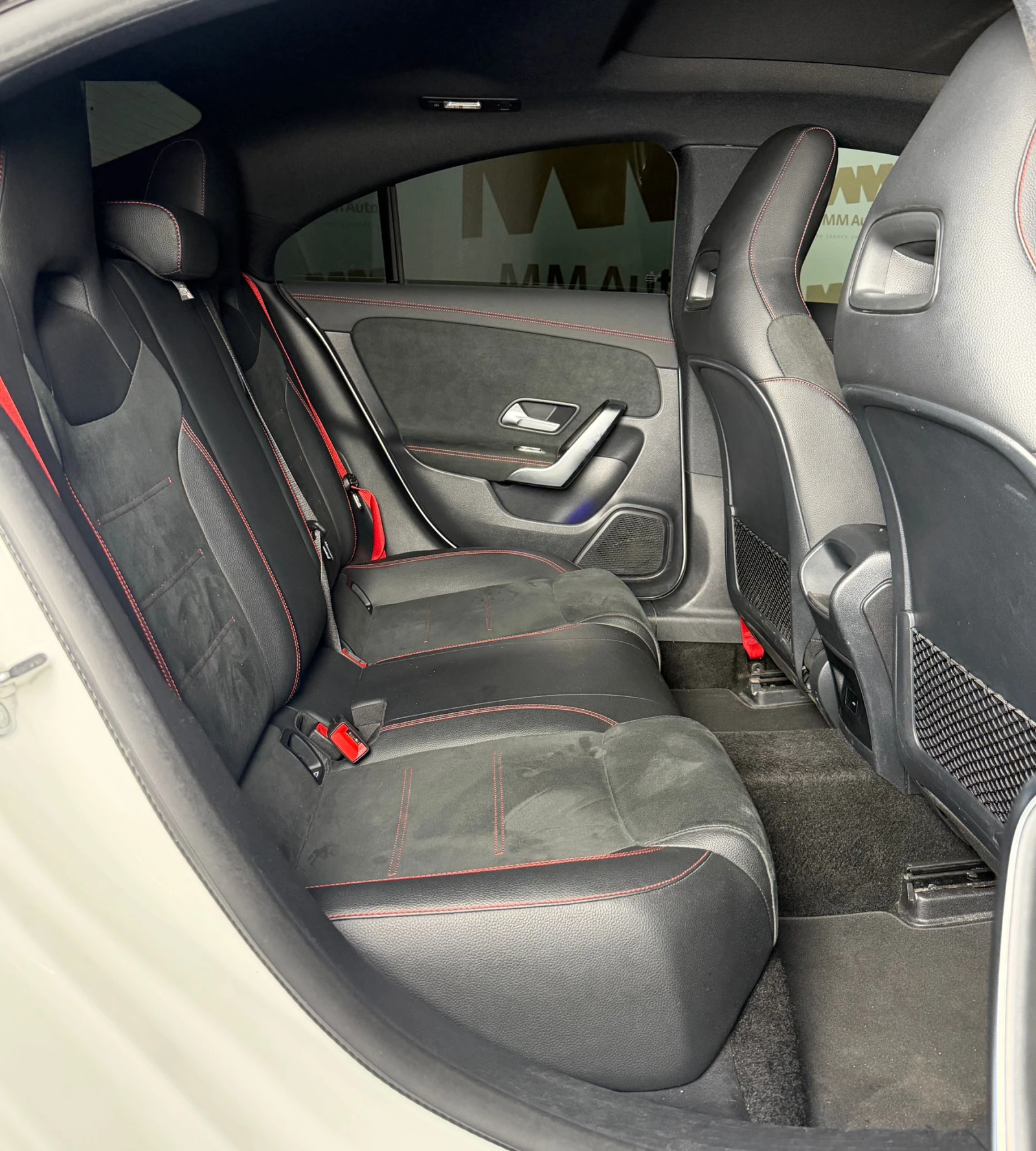 Mercedes-Benz CLA 350 AMG 4Matic* Pano* Camera, снимка 11 - Автомобили и джипове - 55001642