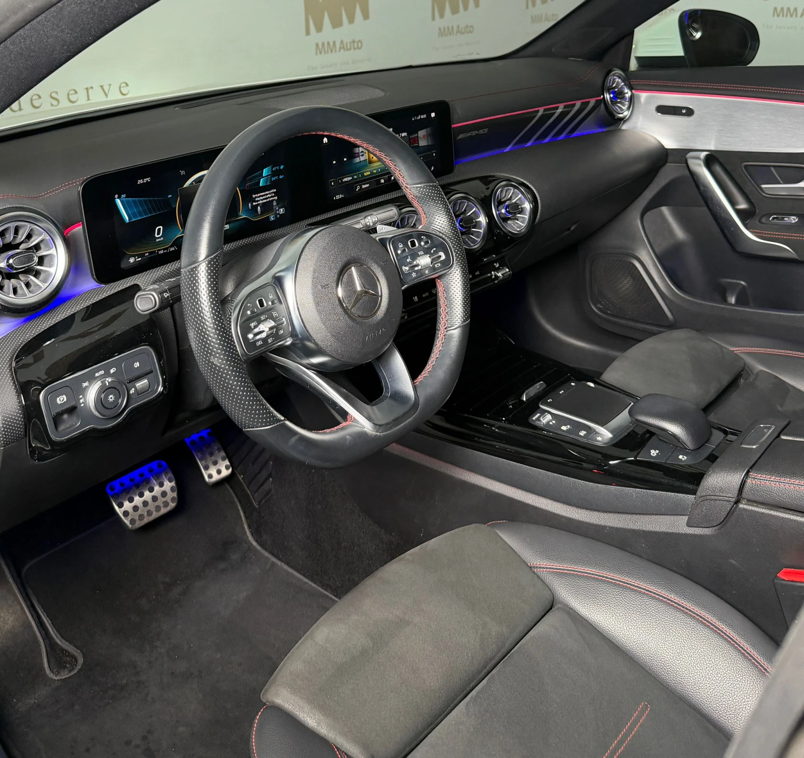 Mercedes-Benz CLA 350 AMG 4Matic* Pano* Camera, снимка 7 - Автомобили и джипове - 55001642