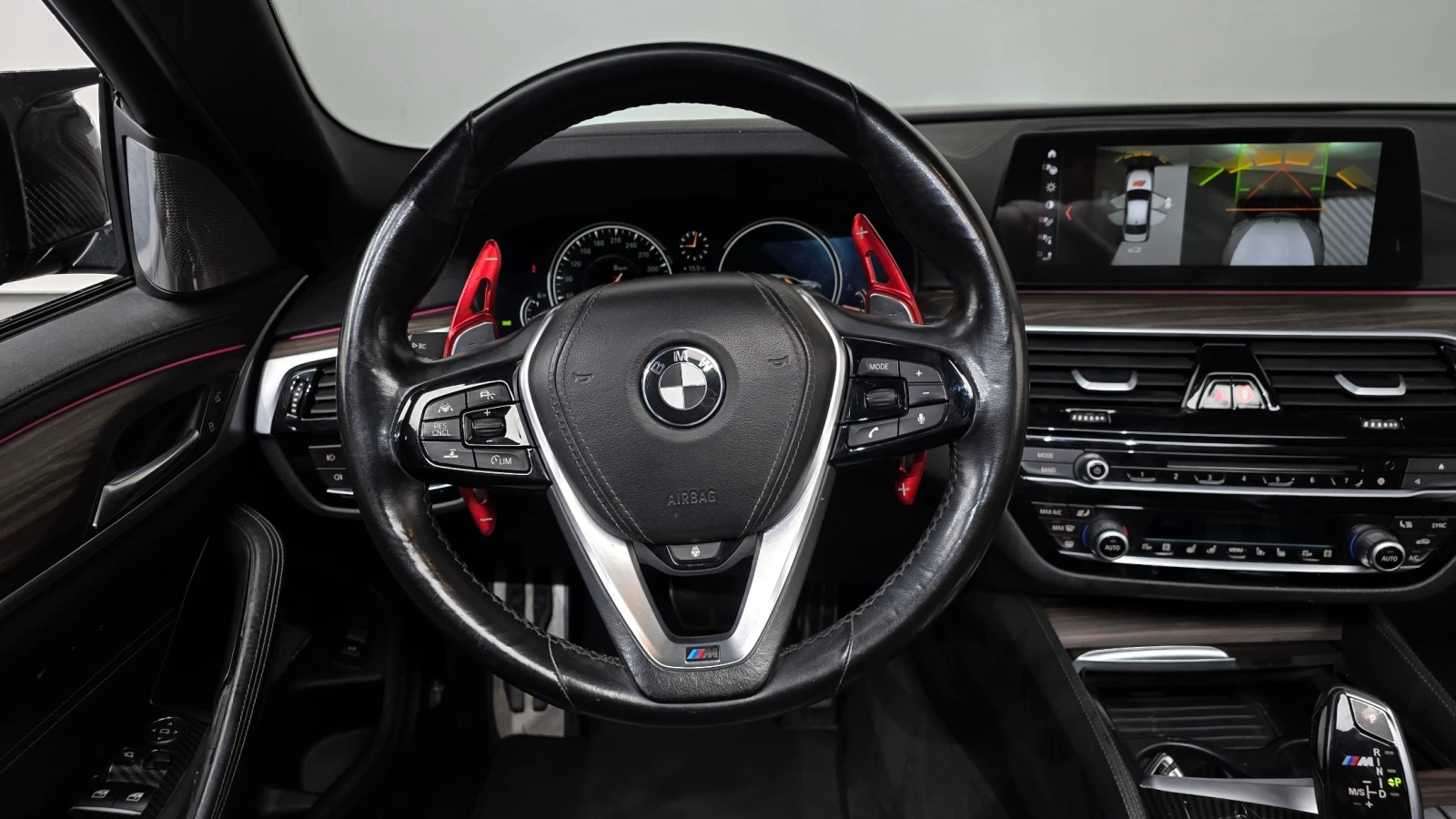 BMW 530 LCI RETROFIT* ОБДУХ* HEAD-UP* H&K* 360* DIS* КРАЙН, снимка 6 - Автомобили и джипове - 55070891