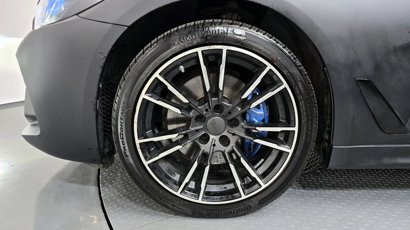 BMW 530 LCI RETROFIT* ОБДУХ* HEAD-UP* H&K* 360* DIS* КРАЙН, снимка 5 - Автомобили и джипове - 55070891