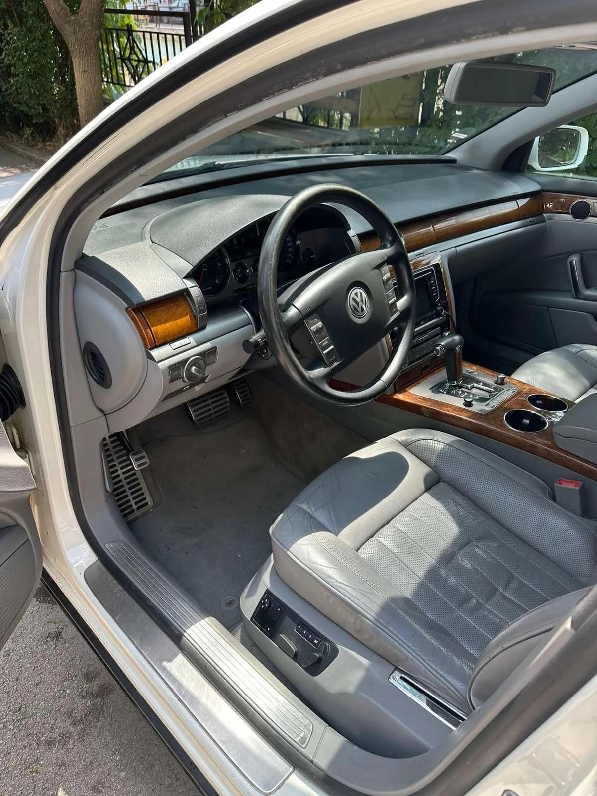 VW Phaeton 3.0 TDI, снимка 7 - Автомобили и джипове - 55120249