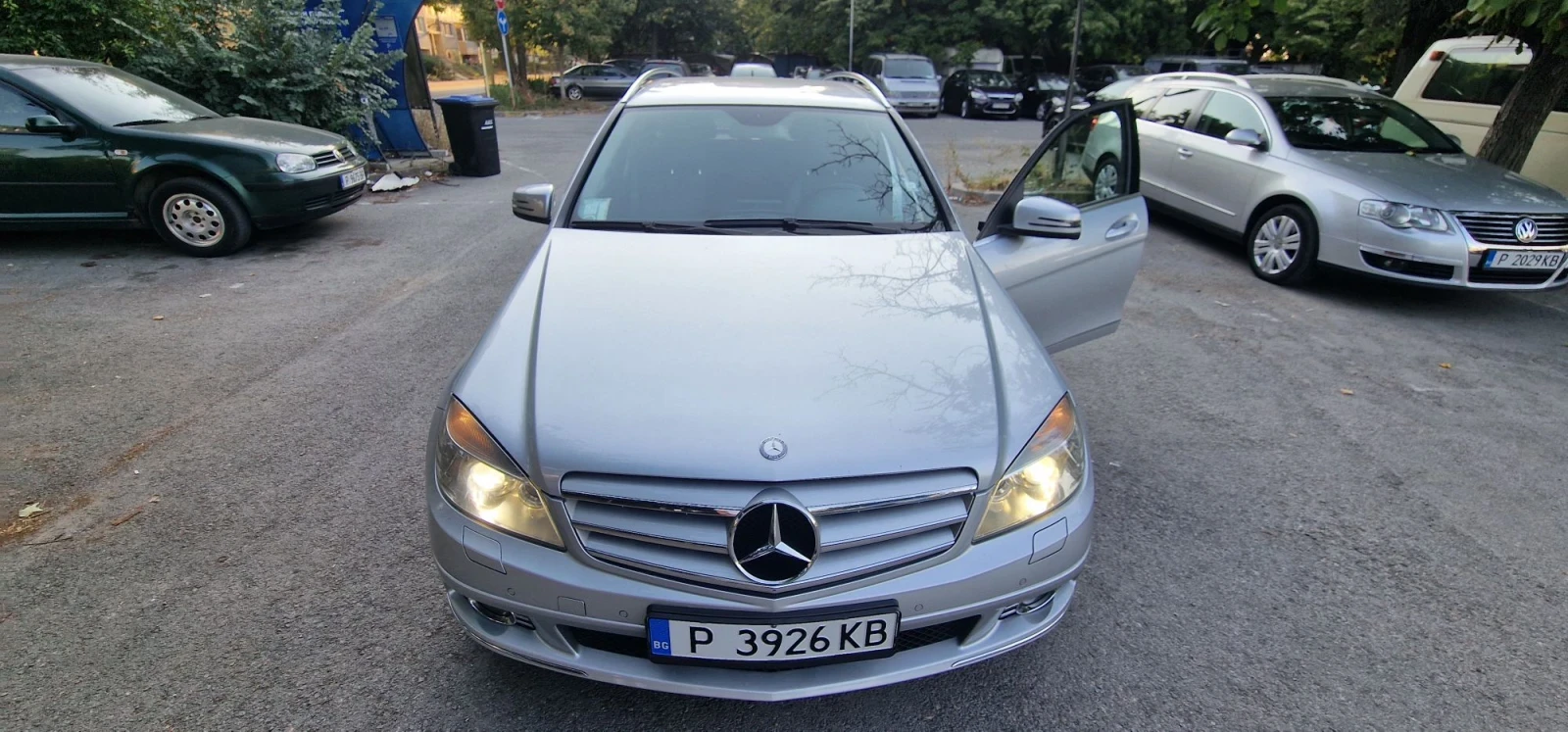 Mercedes-Benz 220 C 220 CDI, снимка 10 - Автомобили и джипове - 55543507