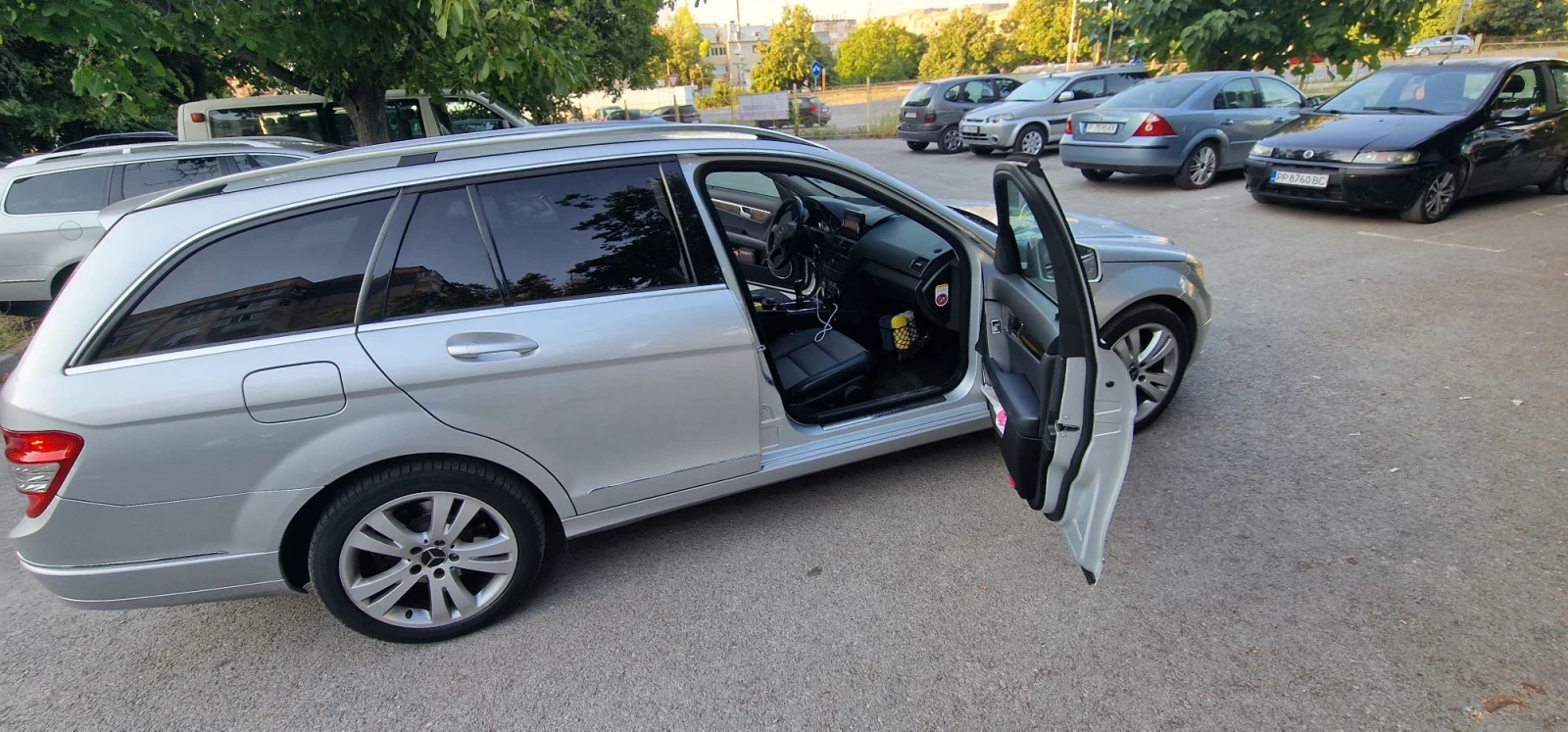 Mercedes-Benz 220 C 220 CDI, снимка 16 - Автомобили и джипове - 55543507