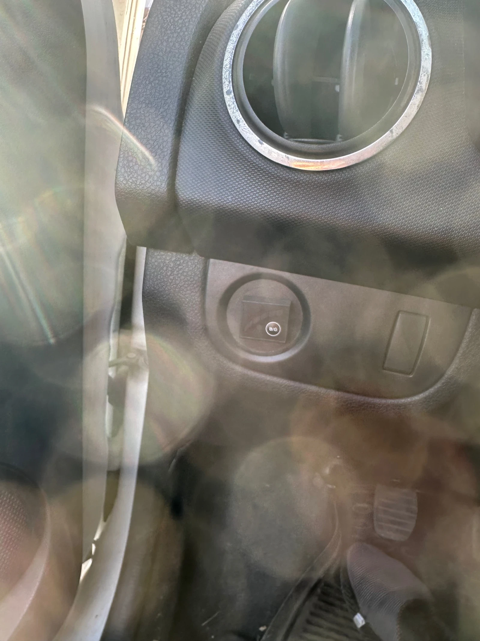 Dacia Sandero 1, 2i LPG, снимка 9 - Автомобили и джипове - 56465786